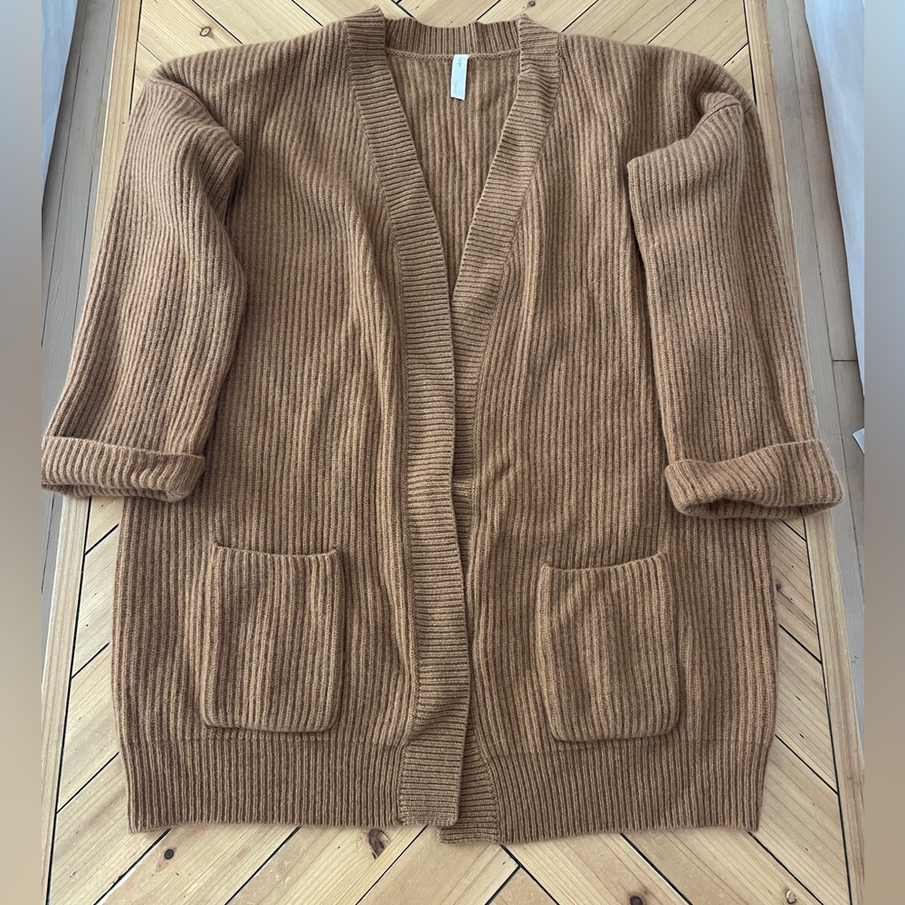 Nap lounge wear Plush 100% Cashmere Rib-Knit Cardigan . Color brown. Size M . - Picture 6 of 12